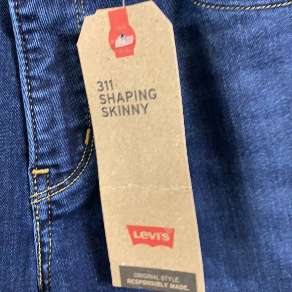 Levi’s 311 Shaping Jeans - Picture 5 of 8